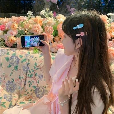 幸福是一尾皱颈蜥蜴